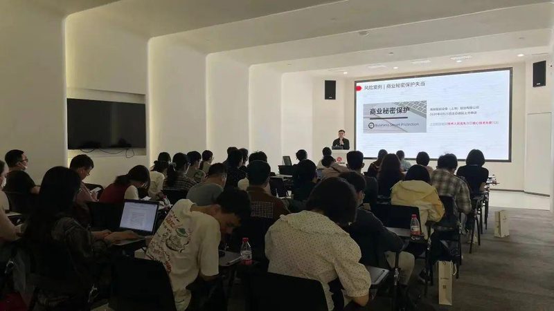 法律咨询收费，中小企业主的避坑指南